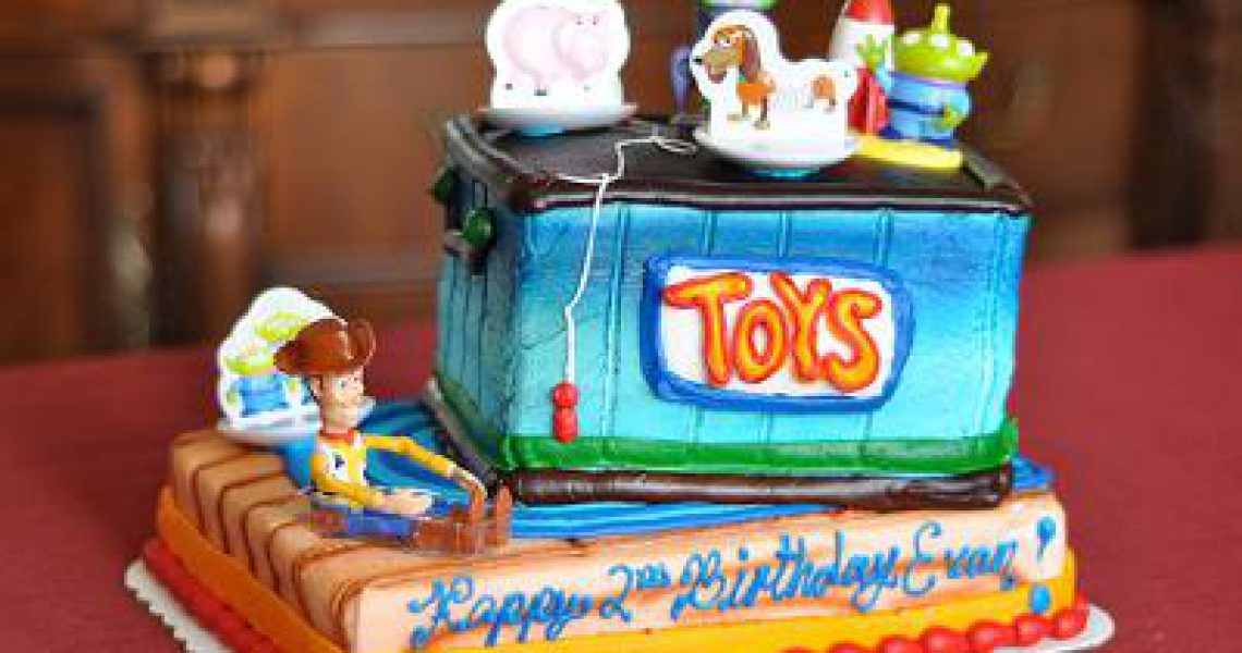 Cheap-Birthday-Party-Supplies-for-a-Toy-Story-Theme-Party